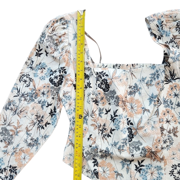 a.n.a NWOT Floral Square Neck Blouse - Blue and Peach Size: XS - Picture 5 of 7